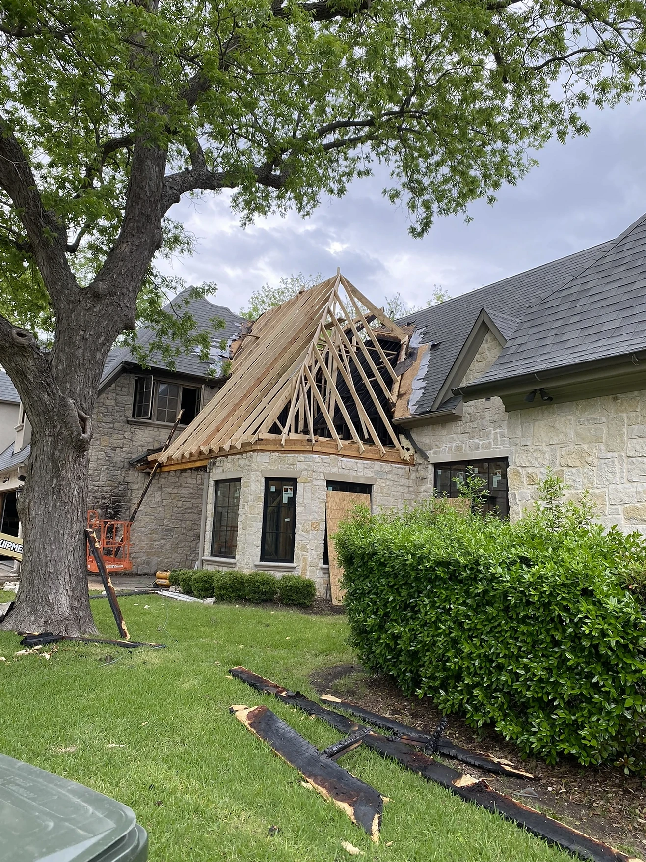 Exterior transformation from the HT Contractors project gallery